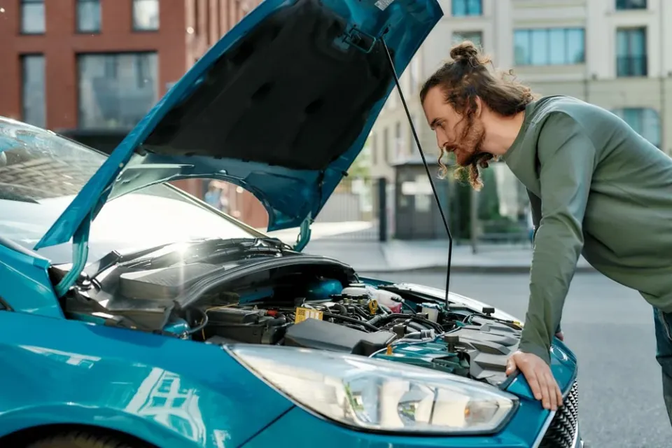 What Would Cause a Car to Shut Off While Driving? Let's See